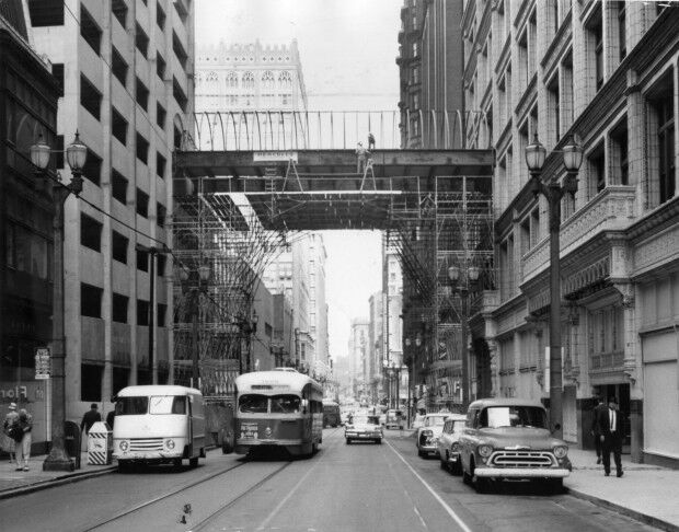 Famous-Barr downtown pedestrian bridge constructed in 1962